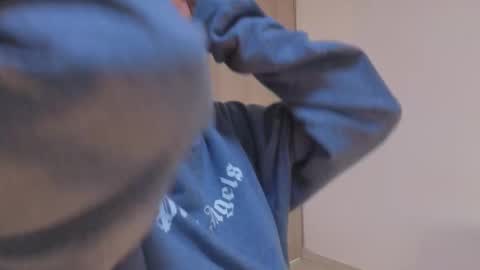 Snapshot of jolie_lov chatting on 20, 10, 2025 jolie_lov online show from 20, 10, 2025