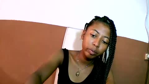 Snapshot of joliekah27 chatting on 14, 2, 2025 joliekah27 online show from 14, 2, 2025