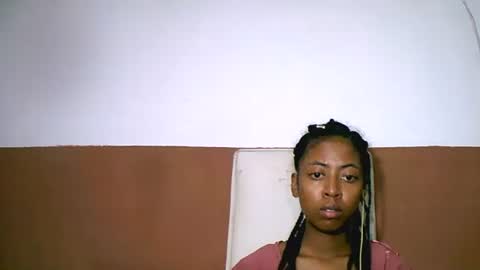 Snapshot of joliekah27 chatting on 22, 2, 2025 joliekah27 online show from 22, 2, 2025