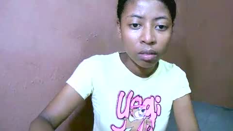 Snapshot of joliekah27 chatting on 5, 3, 2025 joliekah27 online show from 5, 3, 2025