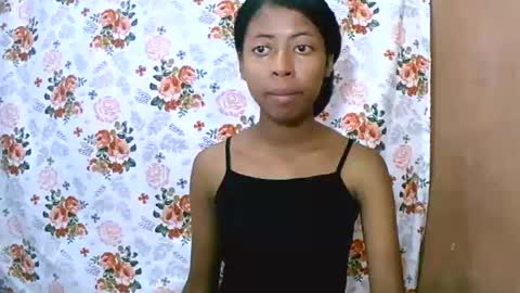 Snapshot of joliekah27 chatting on 10, 3, 2025 joliekah27 online show from 10, 3, 2025