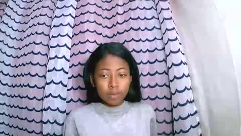 Snapshot of joliekah27 chatting on 8, 9, 2025 joliekah27 online show from 8, 9, 2025