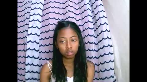 Snapshot of joliekah27 chatting on 10, 9, 2025 joliekah27 online show from 10, 9, 2025