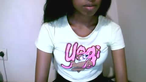 joliekah27 online show from 12, 4, 2026