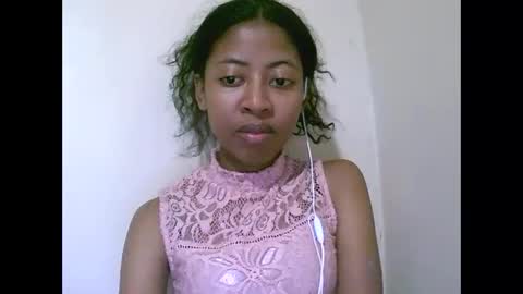 joliekah27 online show from 9, 5, 2026