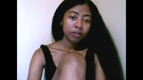 joliekah27 online show from 14, 5, 2026