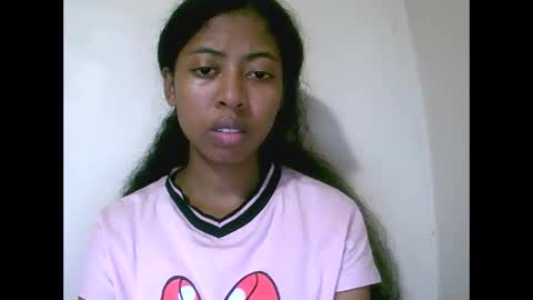 joliekah27 online show from 17, 5, 2026