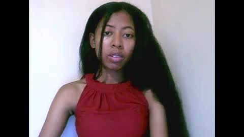 joliekah27 online show from 19, 5, 2026