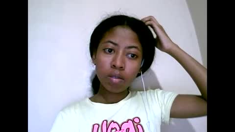 joliekah27 online show from 26, 5, 2026