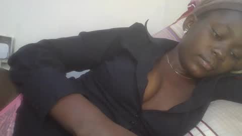 Snapshot of jollynabeb chatting on 18, 2, 2025 jollynabeb online show from 18, 2, 2025