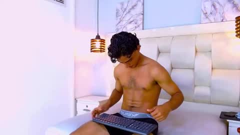 Jon  online show from 23, 4, 2026