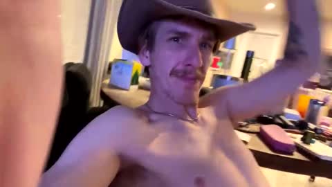 Snapshot of jonah1123 chatting on 18, 11, 2025 cum with me online show from 18, 11, 2025