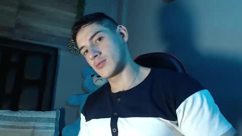 Snapshot of jonathancast08 chatting on 2, 2, 2025 jonathancast08 online show from 2, 2, 2025