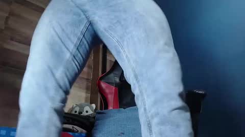 Snapshot of jonathancast08 chatting on 12, 9, 2025 jonathancast08 online show from 12, 9, 2025