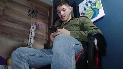 Snapshot of jonathancast08 chatting on 1, 10, 2025 jonathancast08 online show from 1, 10, 2025