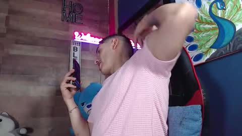 Snapshot of jonathancast08 chatting on 4, 10, 2025 jonathancast08 online show from 4, 10, 2025