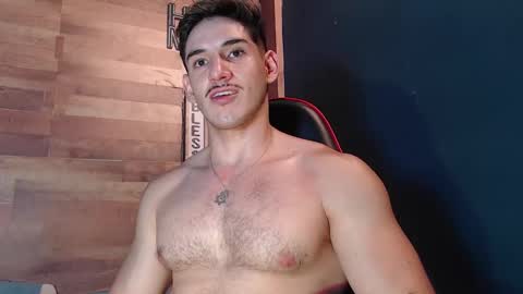 Snapshot of jonathancast08 chatting on 12, 11, 2025 jonathancast08 online show from 12, 11, 2025