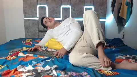 jonathancast08 online show from 30, 6, 2026