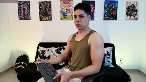 Snapshot of jonathanjoestar_ chatting on 20, 4, 2026 Instagram jonathanfit14 online show from 20, 4, 2026