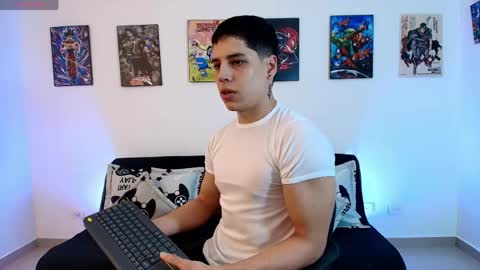 Snapshot of jonathanjoestar_ chatting on 28, 4, 2026 Instagram jonathanfit14 online show from 28, 4, 2026