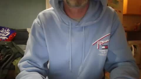 Snapshot of jonlow1 chatting on 1, 1, 2025 jonlow1 online show from 1, 1, 2025