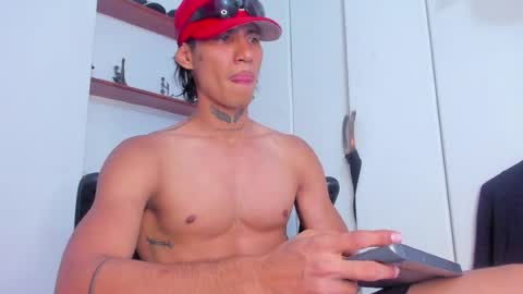 Snapshot of jonryder_ chatting on 25, 4, 2026 Ryder Jon online show from 25, 4, 2026