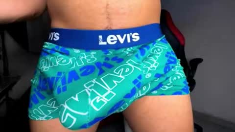 Snapshot of jordylatin202 chatting on 26, 10, 2025 DAVID online show from 26, 10, 2025