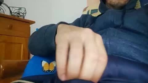 Snapshot of jose_985 chatting on 15, 12, 2025 jose_985 online show from 15, 12, 2025