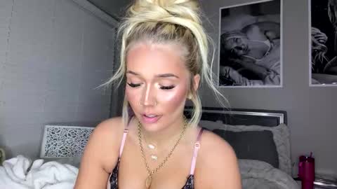 joselinehickss online show from 1, 4, 2026