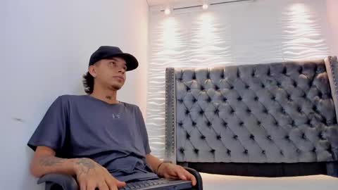 Snapshot of joseph_vans chatting on 5, 5, 2026 joseph_vans online show from 5, 5, 2026