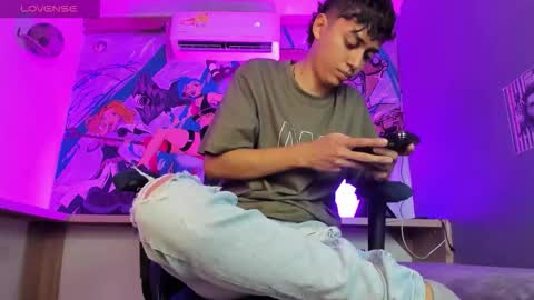 Snapshot of josh_bright chatting on 22, 12, 2025 josh_bright online show from 22, 12, 2025