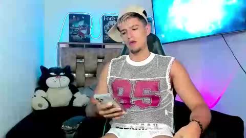 Snapshot of josh_cam99 chatting on 3, 11, 2025 JOSH online show from 3, 11, 2025