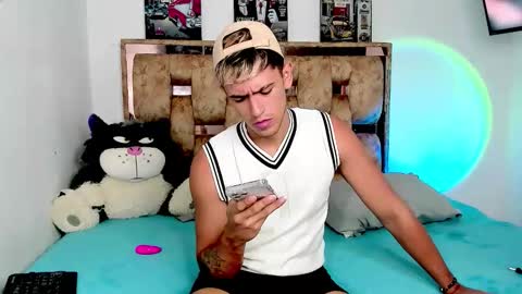 Snapshot of josh_cam99 chatting on 12, 11, 2025 JOSH online show from 12, 11, 2025