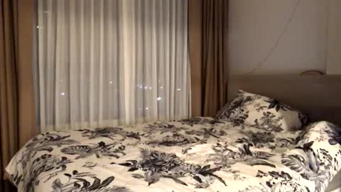 Snapshot of josh_xo chatting on 4, 11, 2025 josh_xo online show from 4, 11, 2025