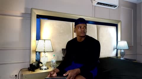 Snapshot of joshloganx chatting on 17, 1, 2025 joshloganx online show from 17, 1, 2025