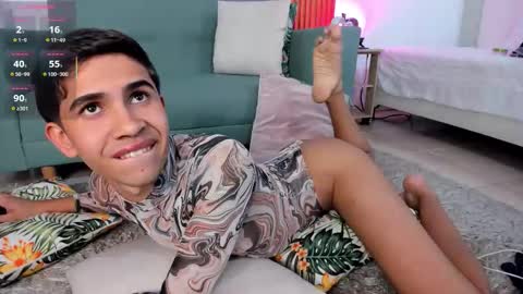 Snapshot of joshua_sanz chatting on 5, 12, 2025 Joshua Sanz online show from 5, 12, 2025