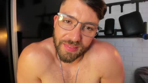      Joshua The Lion  online show from 19, 12, 2024