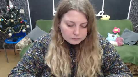 josiesun771 online show from 4, 1, 2025