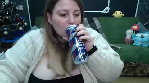 josiesun771 online show from 6, 1, 2025