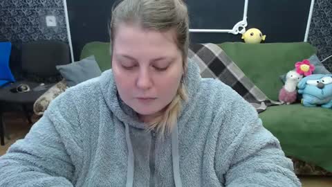 josiesun771 online show from 1, 3, 2025