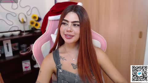 josephine   independent model    online show from 17, 12, 2024