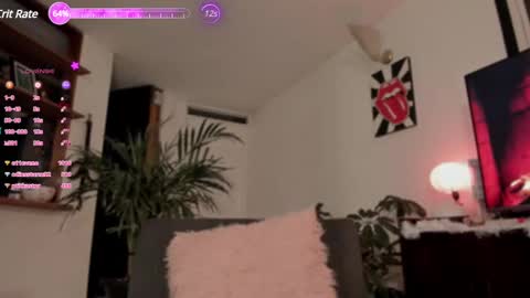 josephine   independent model    online show from 6, 3, 2025