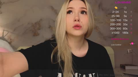 Snapshot of jousimies chatting on 6, 2, 2025 Jane online show from 6, 2, 2025