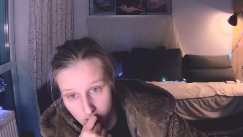 Snapshot of joy_keys chatting on 16, 12, 2024 joy_keys online show from 16, 12, 2024