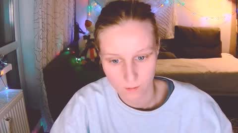 Snapshot of joy_keys chatting on 23, 12, 2024 joy_keys online show from 23, 12, 2024