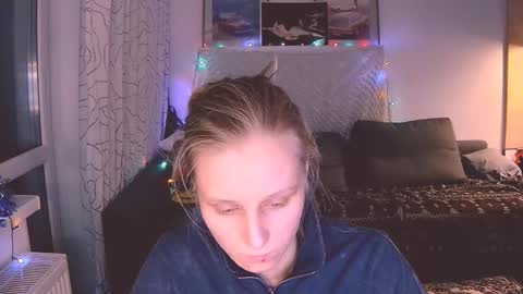 Snapshot of joy_keys chatting on 6, 1, 2025 joy_keys online show from 6, 1, 2025