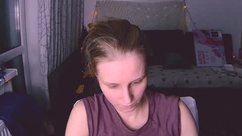 Snapshot of joy_keys chatting on 10, 1, 2025 joy_keys online show from 10, 1, 2025