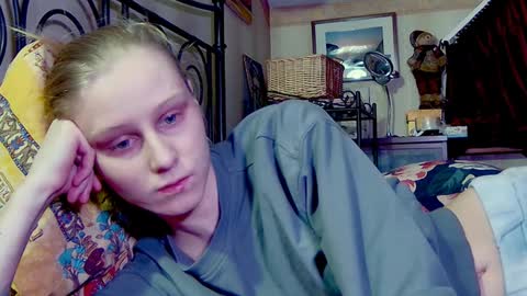 Snapshot of joy_keys chatting on 25, 1, 2025 joy_keys online show from 25, 1, 2025