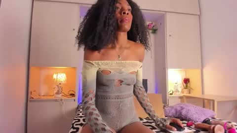 joyceblake online show from 6, 11, 2025