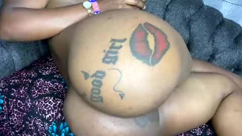 Snapshot of joyslim1 chatting on 20, 2, 2026 Butterflyass online show from 20, 2, 2026